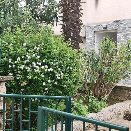 Nika Apartment